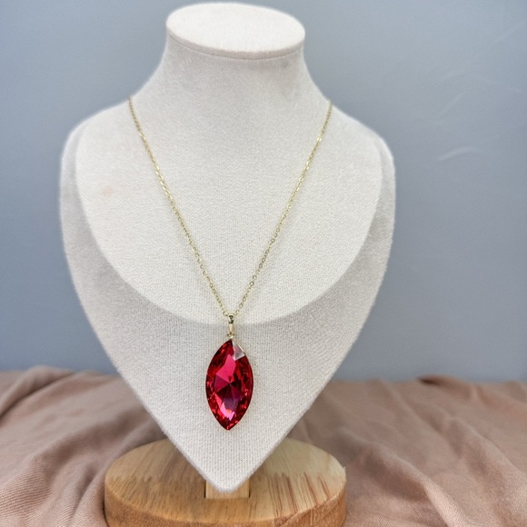 Jewelry - 14K Gold Plated Swarovski Crystal Pendant Necklace